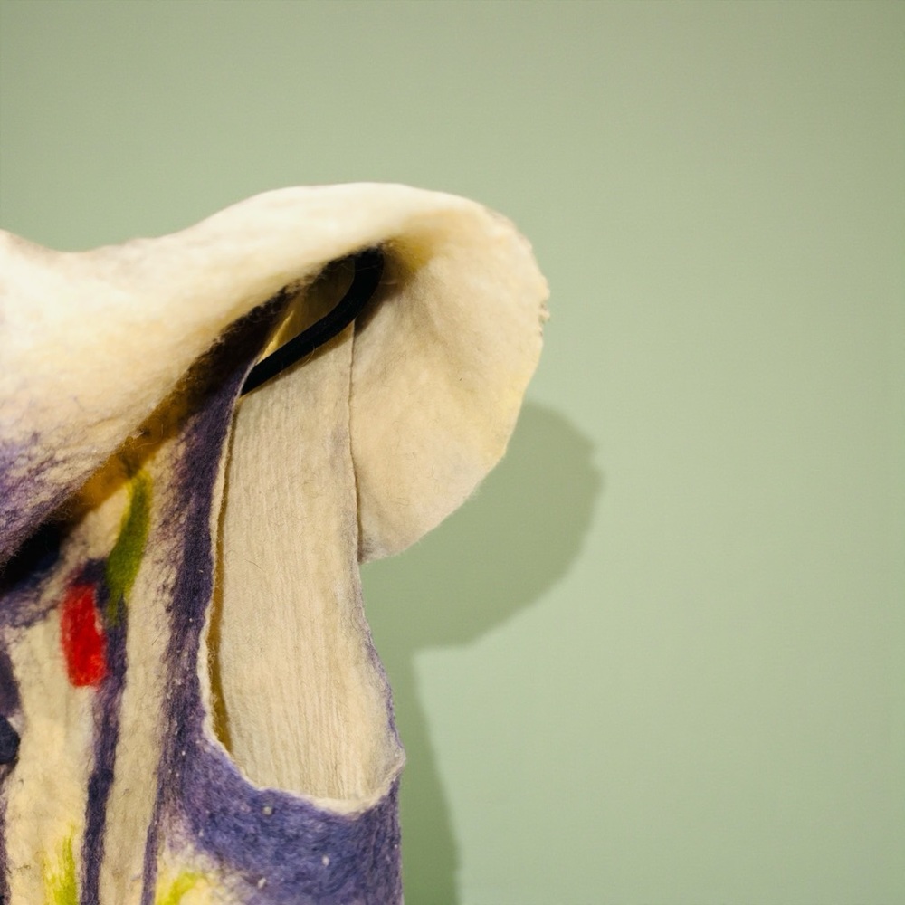 Colorful Artisan NUNO Felted Vest w/3 buttons Med - Picture 11 of 12